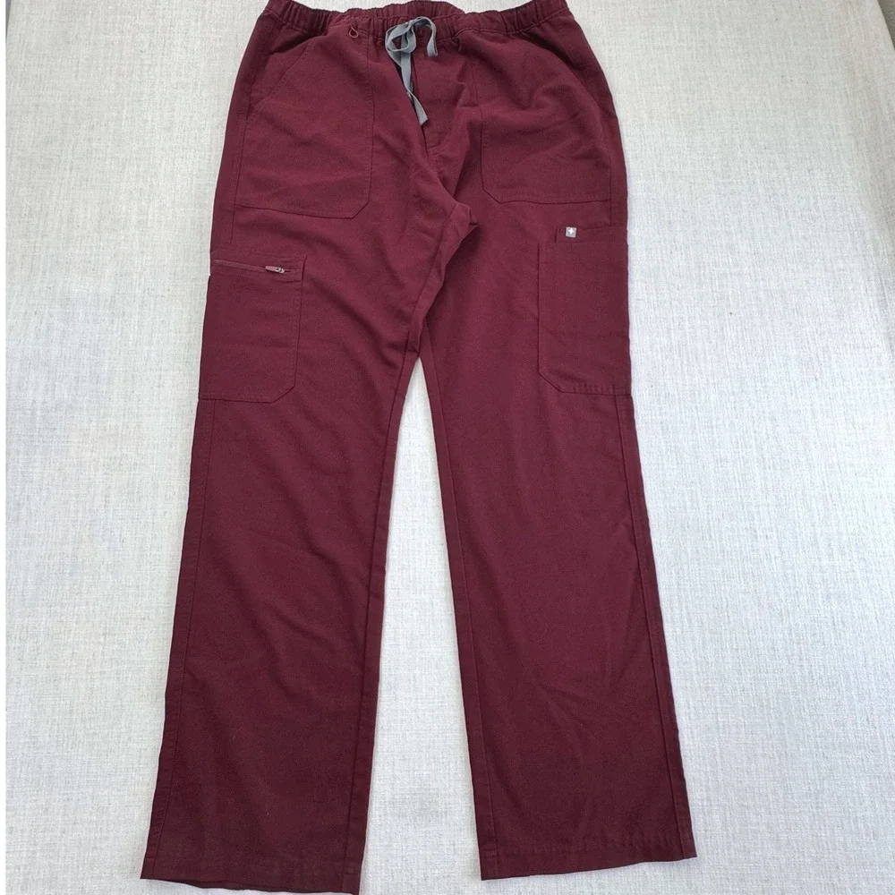 FIGS Technical Collection Men's XL Burgundy Cargo Scrub Pants Stretch TM3001